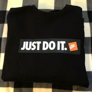 Nike Just Do It Sportswear Crew Neck Long Sleeve